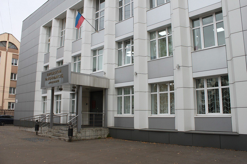 Ремонт фасада Кировского суда по адресу ул. Собинова, 39