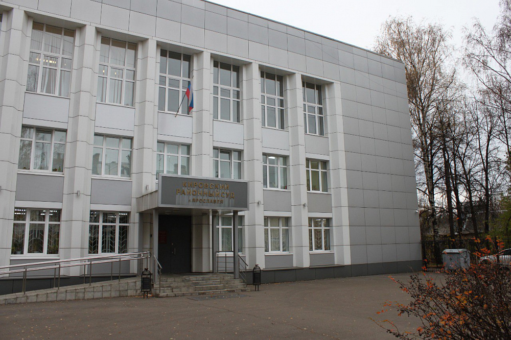 Ремонт фасада Кировского суда по адресу ул. Собинова, 39